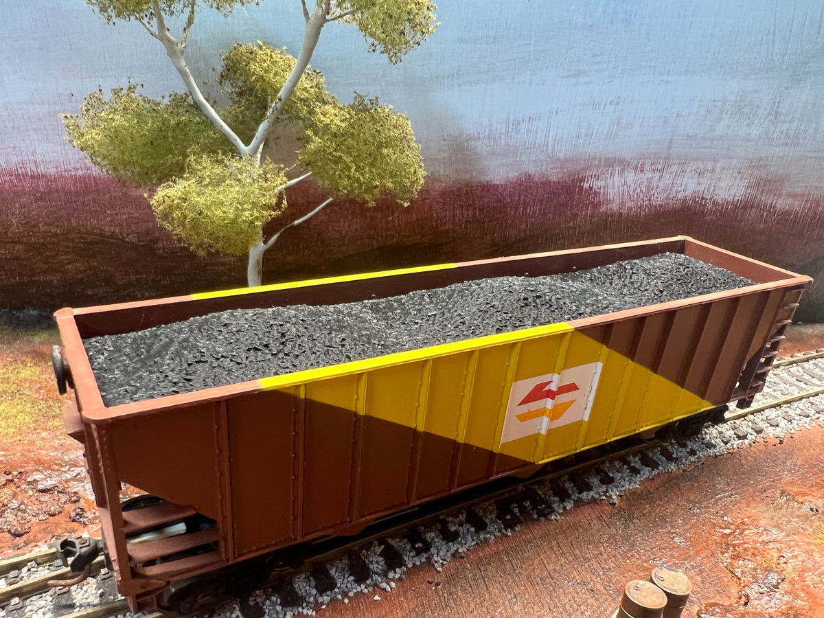 HO scale 100 tonne hopper loads for model railway wagons