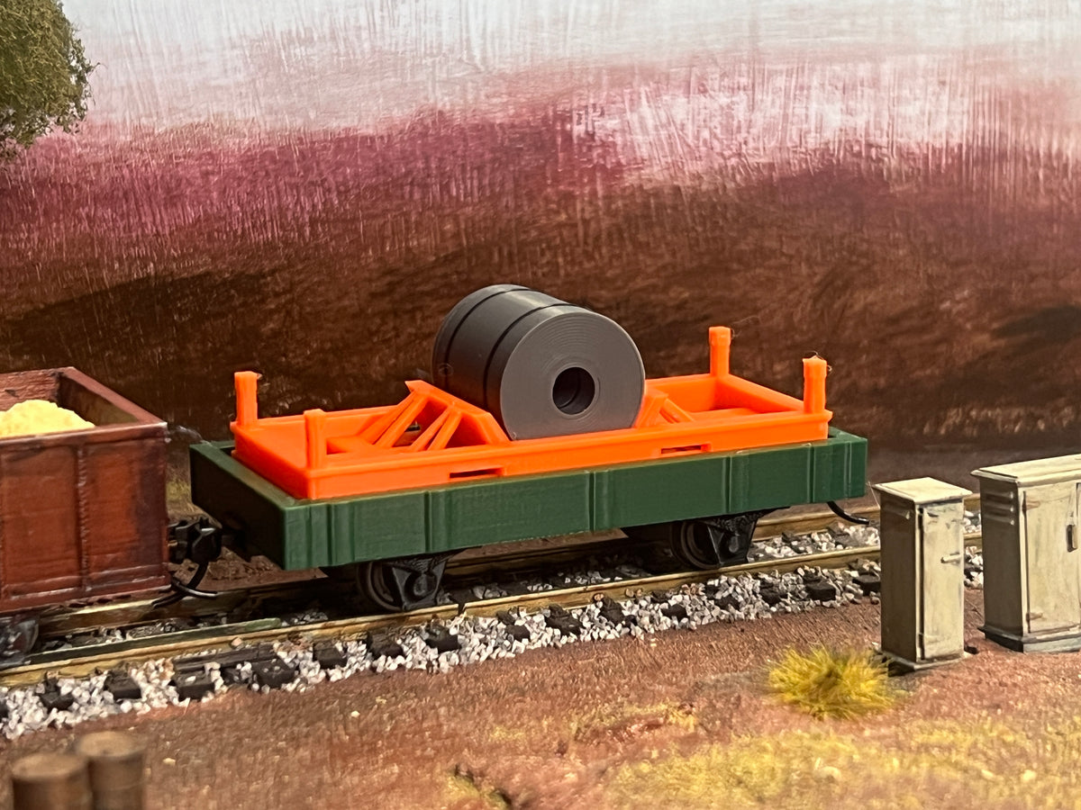 Spool carriers and spool carrier frames, model railway wagon load